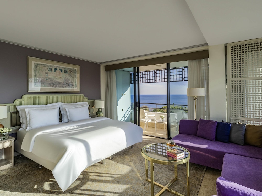 Rixos Downtown Antalya All Inclusive - The Land of Legends Access — Hotel rooms in Antalya