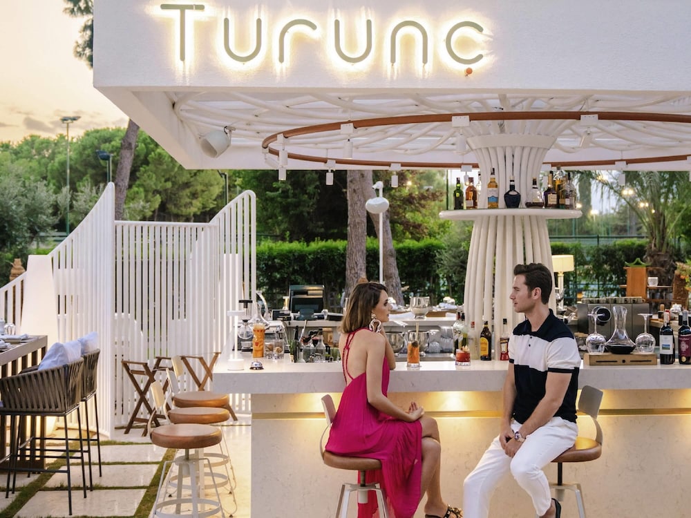 Rixos Downtown Antalya All Inclusive - The Land of Legends Access — Restaurant & bars in Antalya