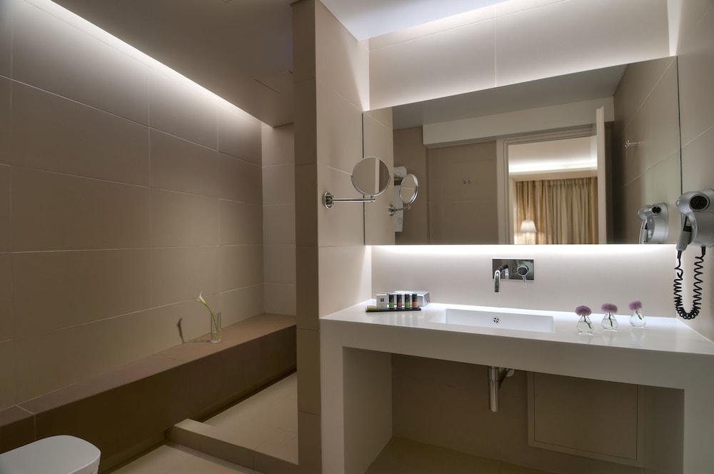 O&B Athens Boutique Hotel — Hotel rooms in Athens, Attica