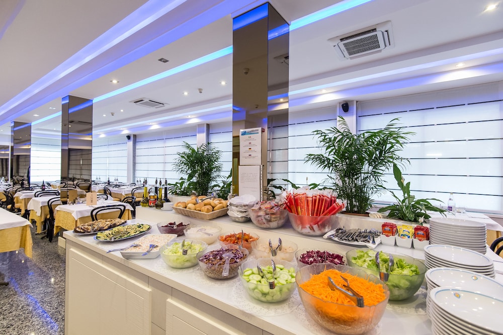 Hotel Christian — Restaurant & bars in Jesolo, Veneto