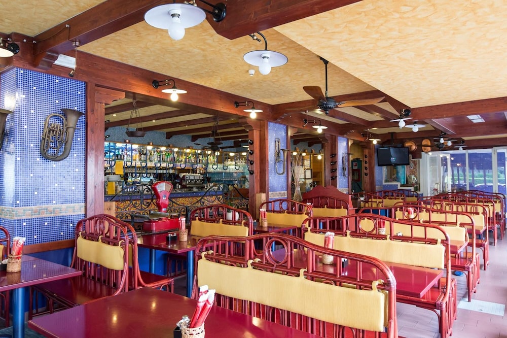 Hotel Christian — Restaurant & bars in Jesolo, Veneto