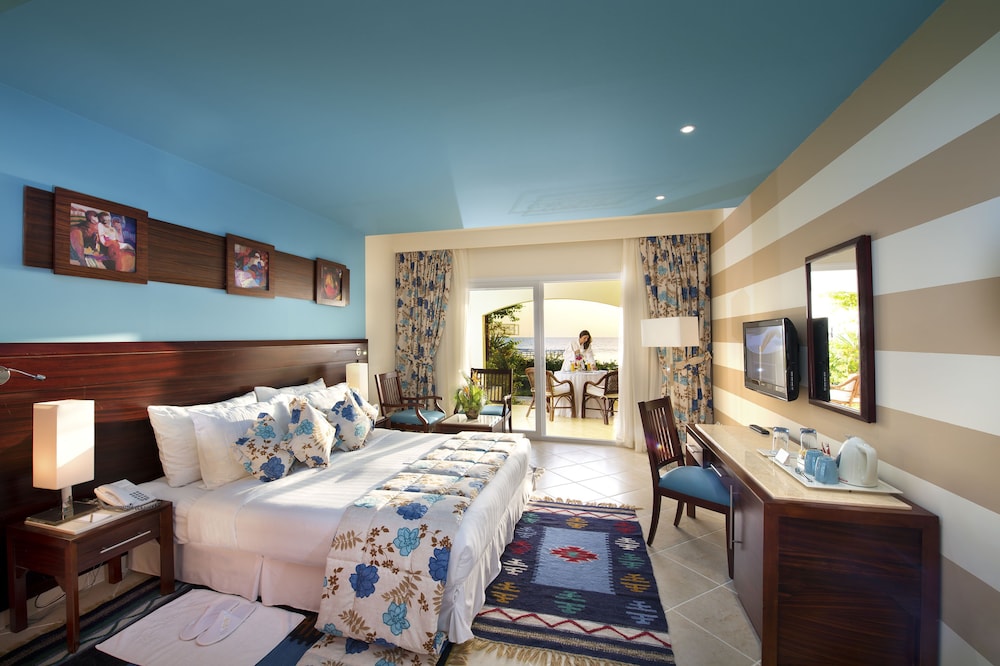 Concorde Moreen Beach Resort & Spa — Hotel rooms in Marsa Alam, Red Sea