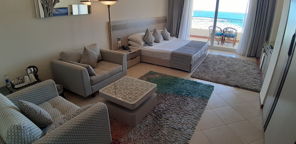 Concorde Moreen Beach Resort & Spa — Hotel rooms in Marsa Alam, Red Sea