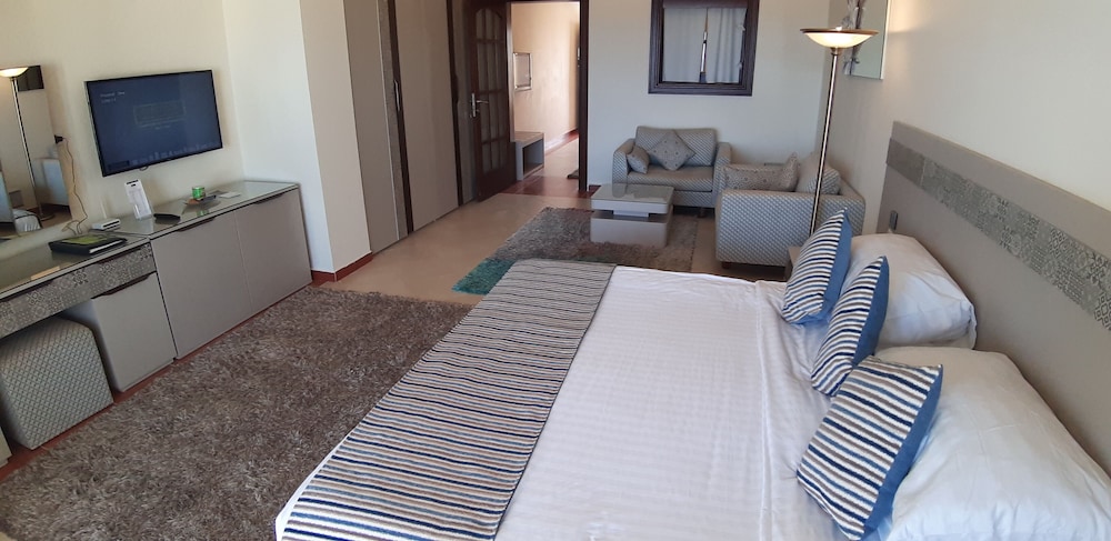 Concorde Moreen Beach Resort & Spa — Hotel rooms in Marsa Alam, Red Sea