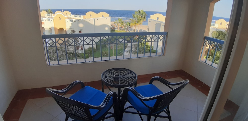 Concorde Moreen Beach Resort & Spa — Hotel rooms in Marsa Alam, Red Sea