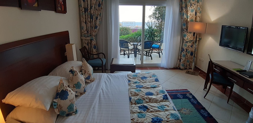Concorde Moreen Beach Resort & Spa — Hotel rooms in Marsa Alam, Red Sea