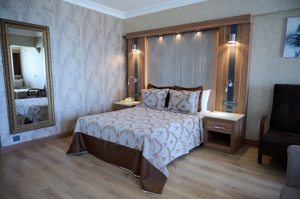 Laur Hotels Experience & Elegance — Hotel rooms in Didim, Aydin
