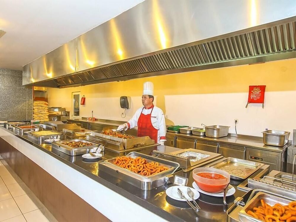 Eftalia Aqua Resort – All Inclusive — Restaurant in Alanya