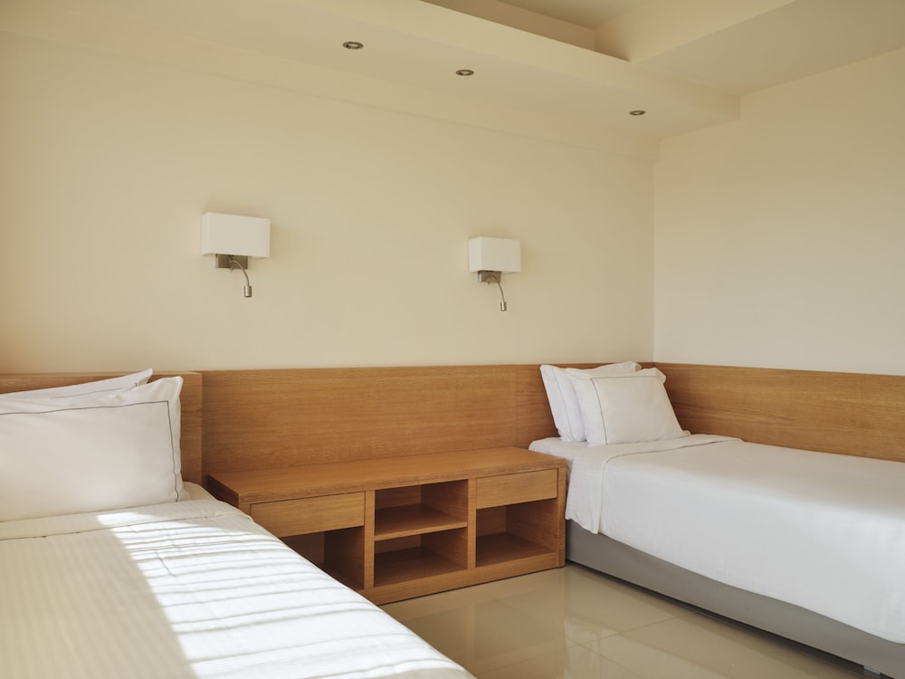 Esperos Mare Resort & Spa — Hotel rooms in Faliraki, South Aegean