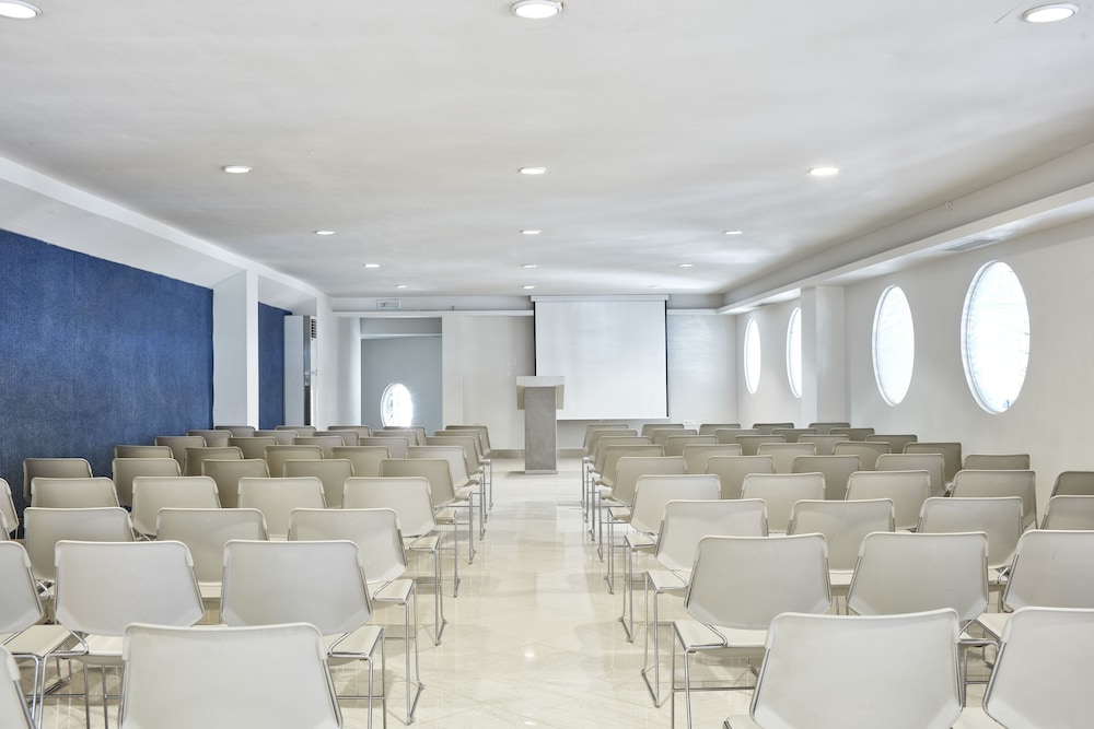 Esperos Mare Resort & Spa — Hotel building in Faliraki, South Aegean