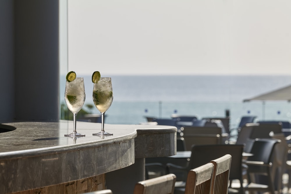 Esperos Mare Resort & Spa — Restaurant & bars in Faliraki, South Aegean