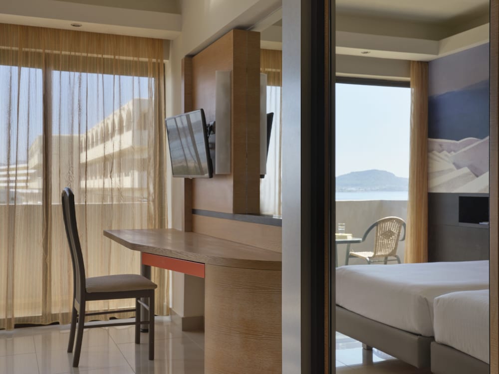 Esperos Mare Resort & Spa — Hotel rooms in Faliraki, South Aegean