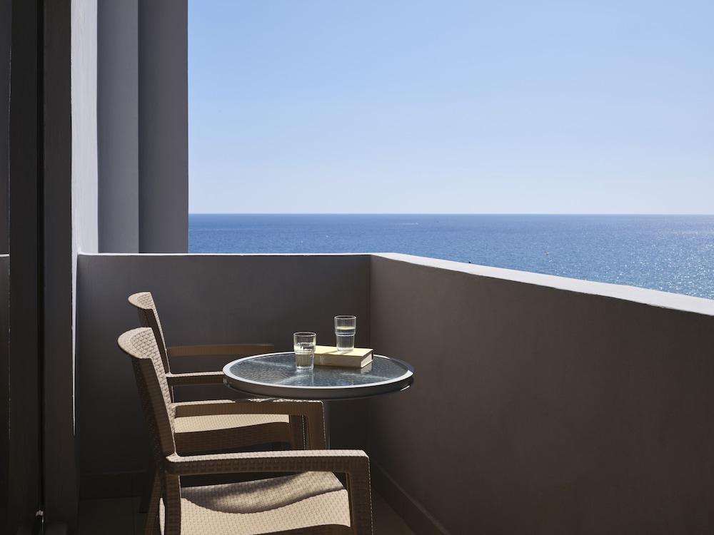 Esperos Mare Resort & Spa — Hotel rooms in Faliraki, South Aegean