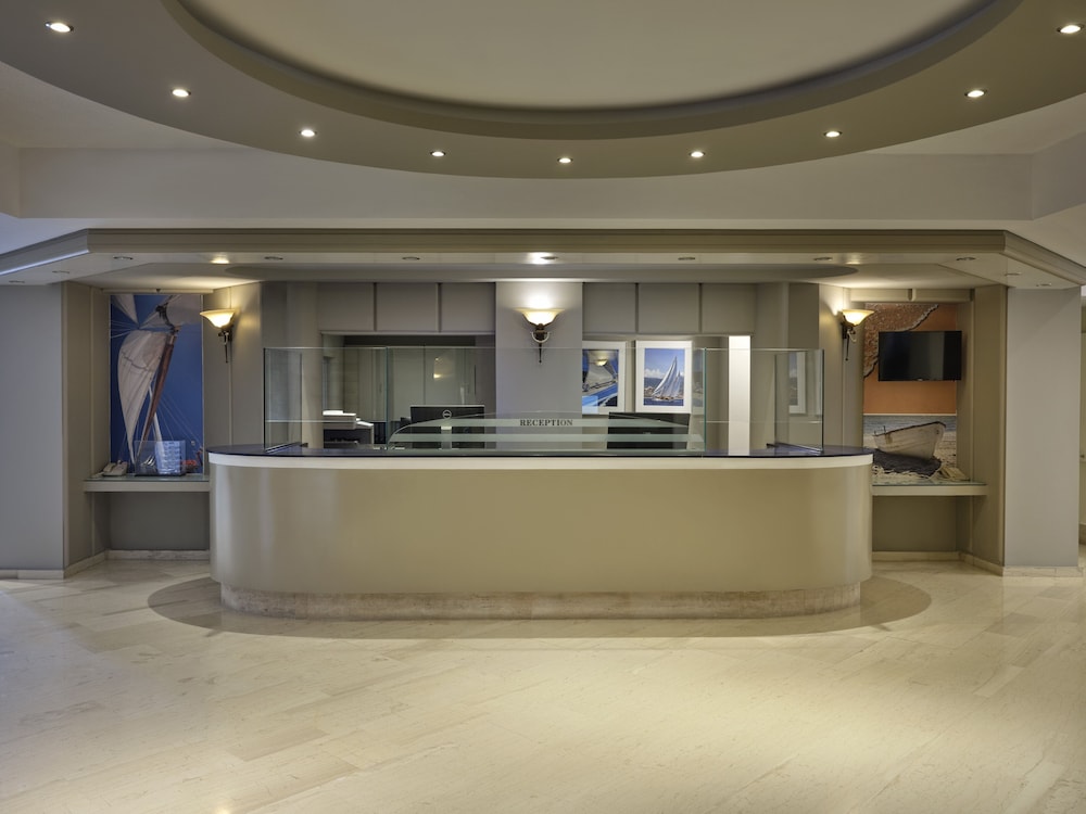 Esperos Mare Resort & Spa — Hotel building in Faliraki, South Aegean