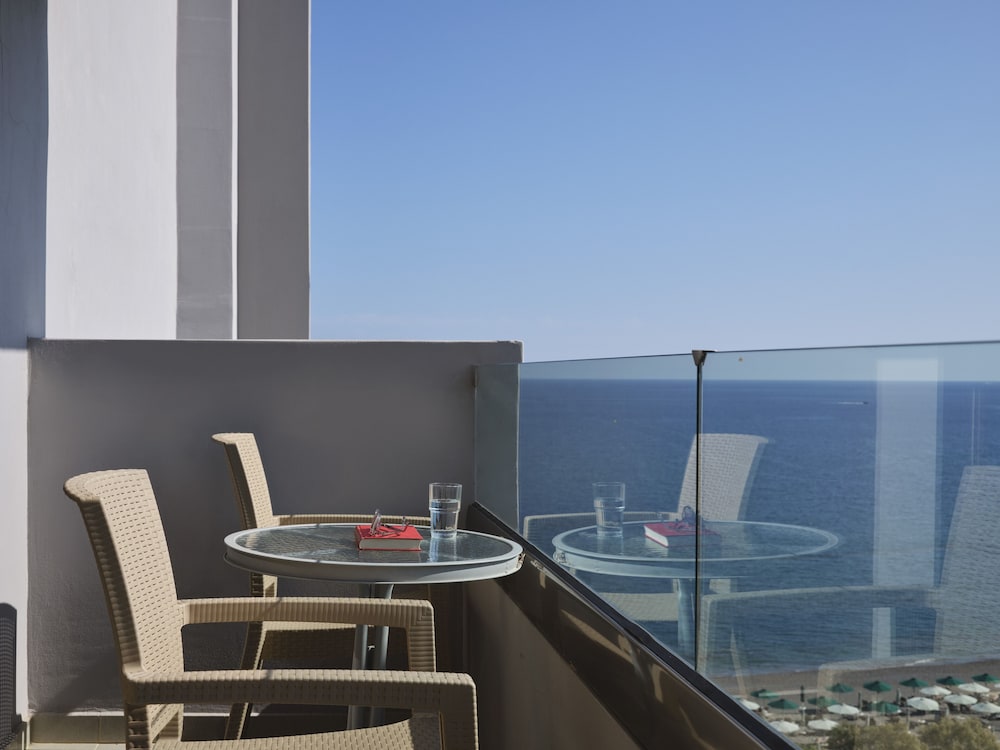 Esperos Mare Resort & Spa — Hotel rooms in Faliraki, South Aegean