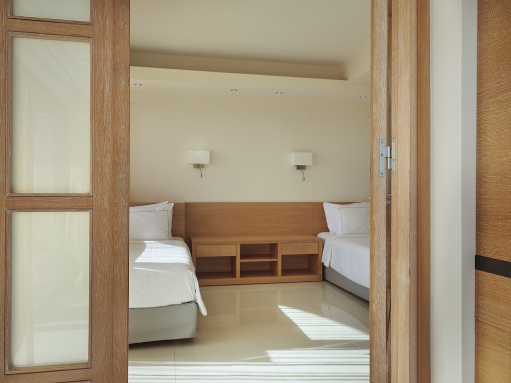 Esperos Mare Resort & Spa — Hotel rooms in Faliraki, South Aegean