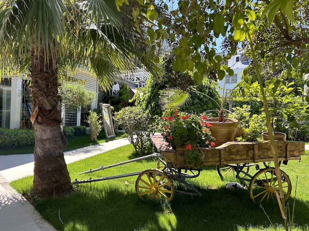 Marina Boutique Fethiye - Boutique Class — Hotel building in Fethiye, Mugla