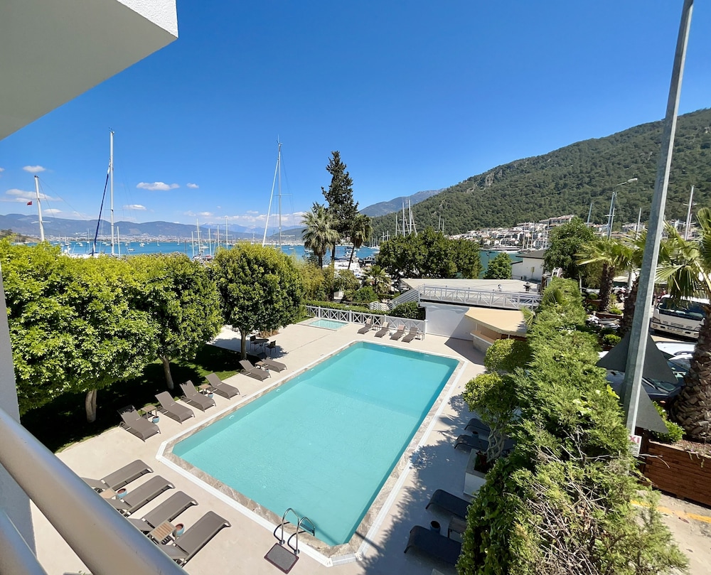 Marina Boutique Fethiye - Boutique Class — Main photo in Fethiye, Mugla