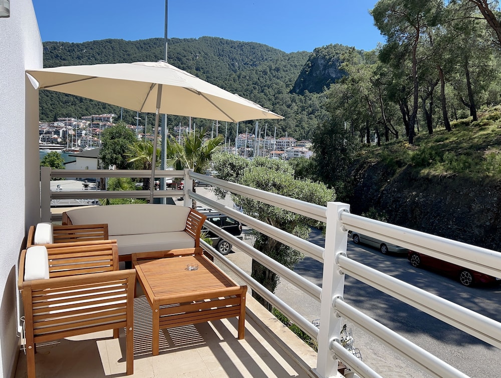 Marina Boutique Fethiye - Boutique Class — Restaurant & bars in Fethiye, Mugla