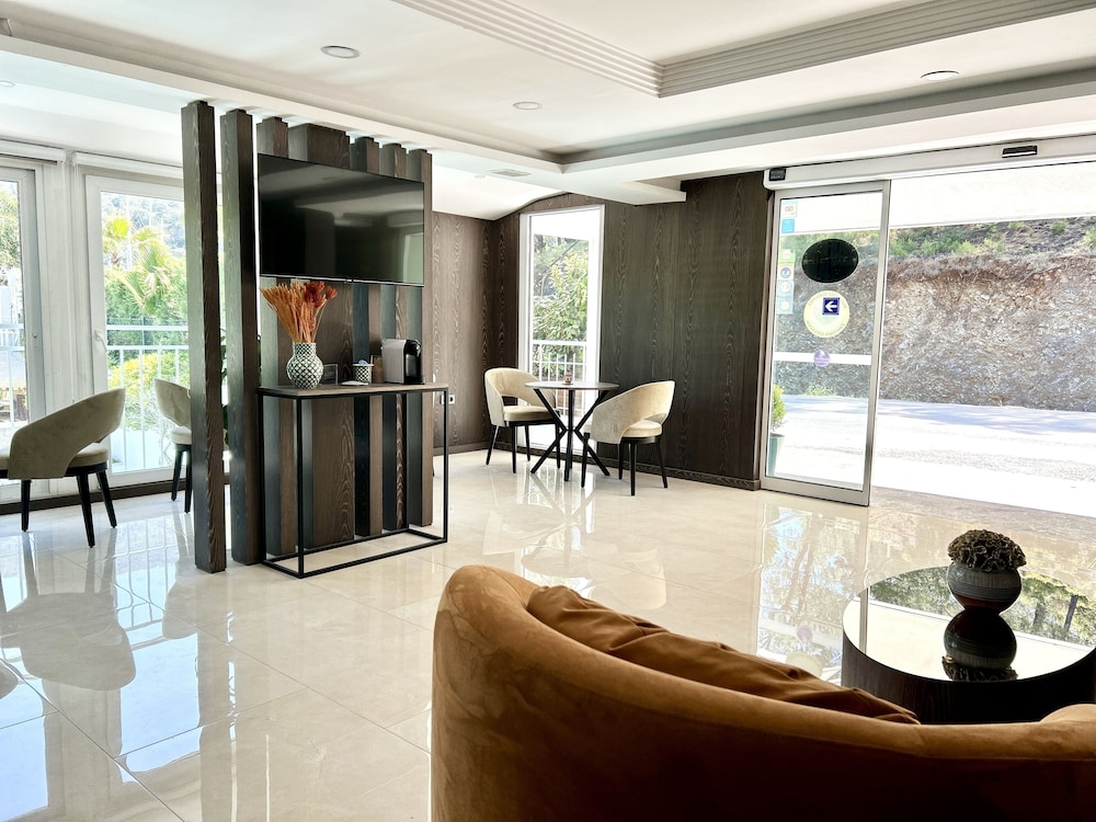 Marina Boutique Fethiye - Boutique Class — Hotel building in Fethiye, Mugla