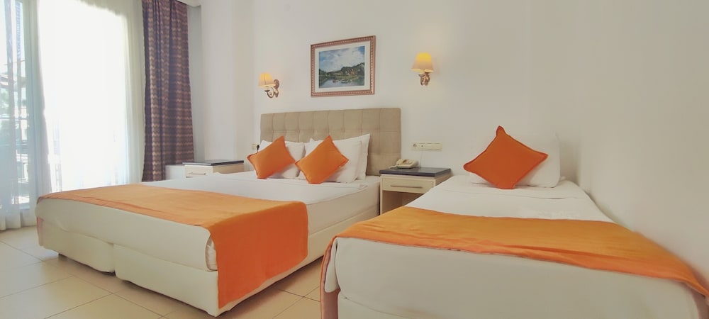 Mersoy Bellavista Hotel — Hotel rooms in İçmeler, Mugla