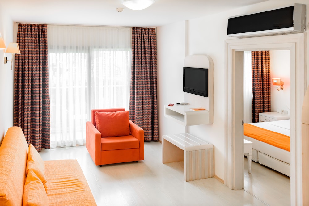 Mersoy Bellavista Hotel — Hotel rooms in İçmeler, Mugla