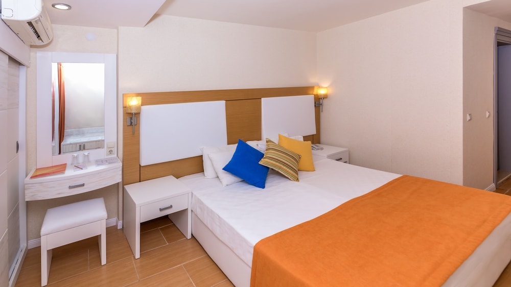 Mersoy Bellavista Hotel — Hotel rooms in İçmeler, Mugla