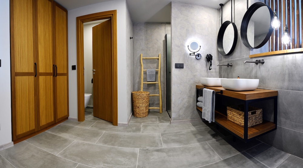 Grifid Hotel Vistamar - Ultra All Inclusive — Hotel rooms in Golden Sands, Varna Region