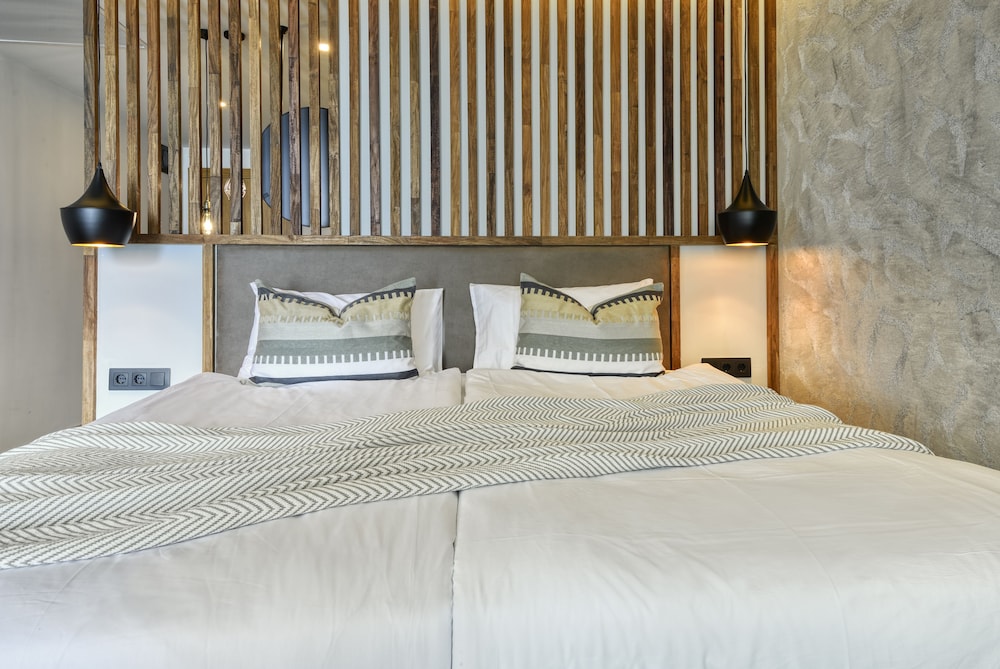 Grifid Hotel Vistamar - Ultra All Inclusive — Hotel rooms in Golden Sands, Varna Region