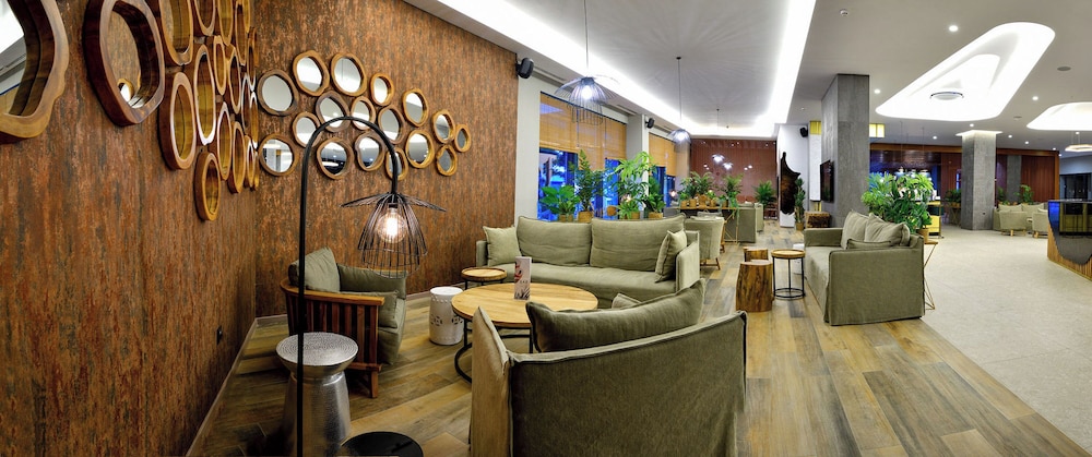 Grifid Hotel Vistamar - Ultra All Inclusive — Restaurant & bars in Golden Sands, Varna Region