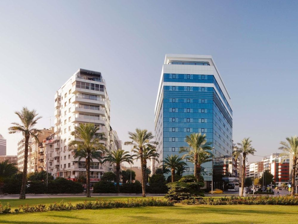 Mövenpick Hotel Izmir - zdjęcie 3