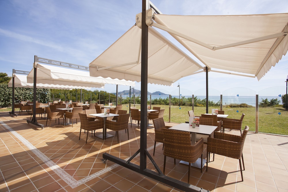 Grupotel Natura Playa — Restaurant & bars in Playa de Muro, Balearic Islands