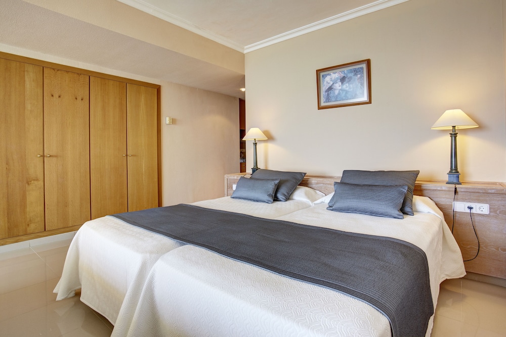 Grupotel Natura Playa — Hotel rooms in Playa de Muro, Balearic Islands