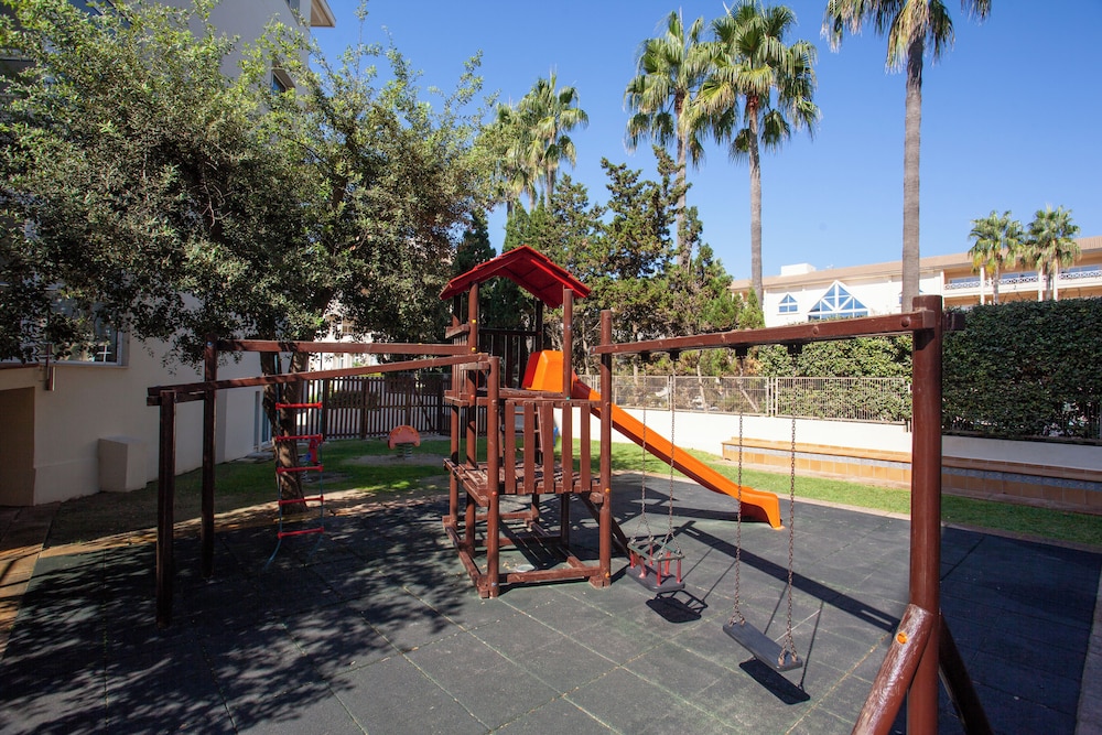 Grupotel Natura Playa — Attractions for children in Playa de Muro, Balearic Islands