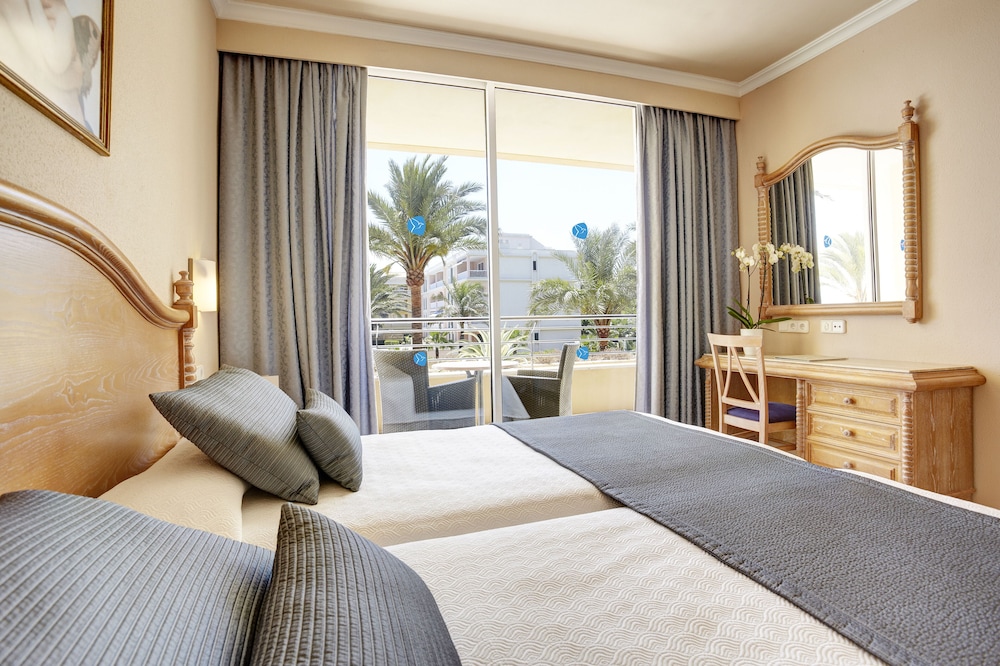 Grupotel Natura Playa — Hotel rooms in Playa de Muro, Balearic Islands