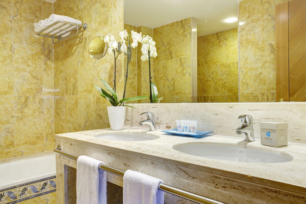 Grupotel Natura Playa — Hotel rooms in Playa de Muro, Balearic Islands