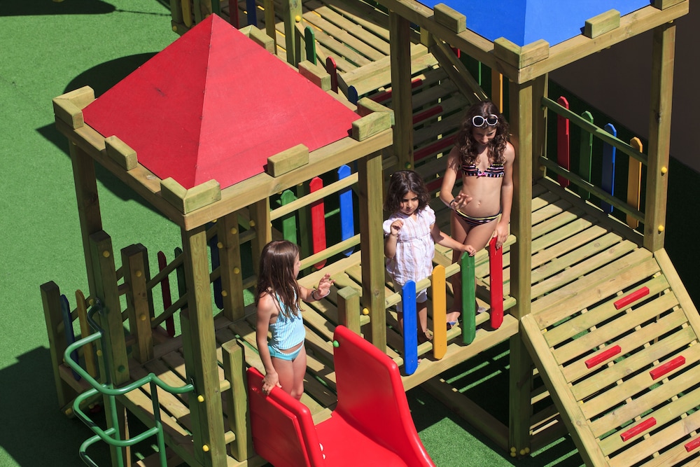 Monart City Hotel - All Inclusive — Attractions for children in Alanya
