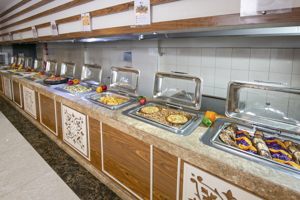 Monart City Hotel - All Inclusive — Restaurant & bars in Alanya