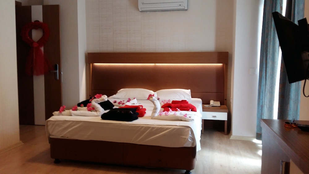 Supreme Marmaris Hotel — Hotel rooms in Marmaris, Mugla