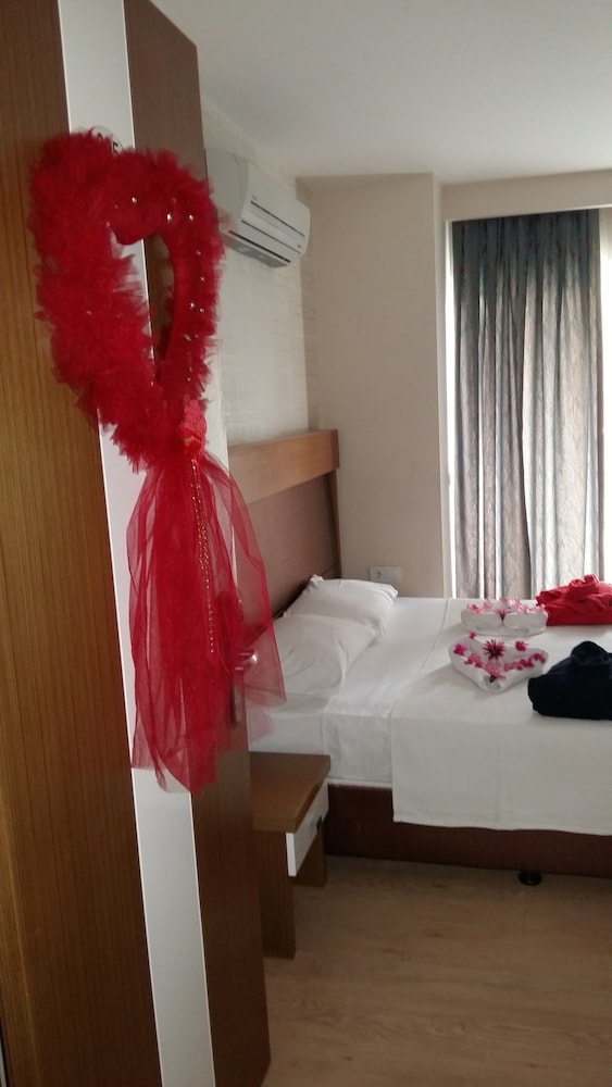 Supreme Marmaris Hotel — Hotel rooms in Marmaris, Mugla