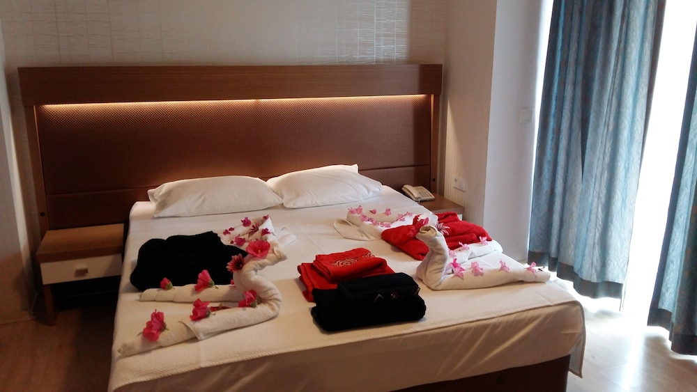 Supreme Marmaris Hotel — Hotel rooms in Marmaris, Mugla