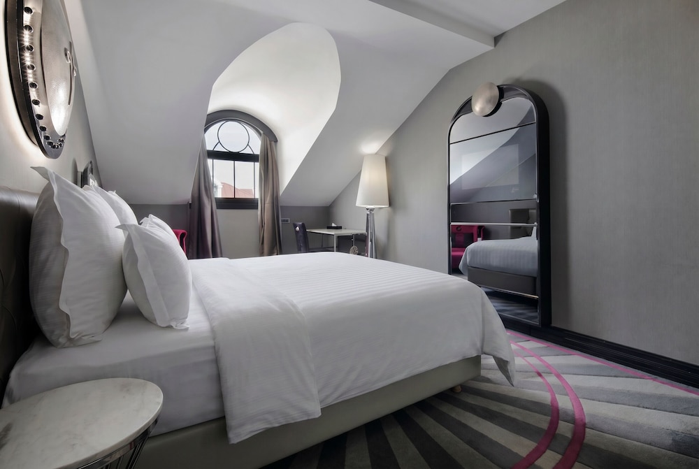 Sura Design Hotel and Suites - Boutique Class — Hotel rooms in Istanbul, Istanbul