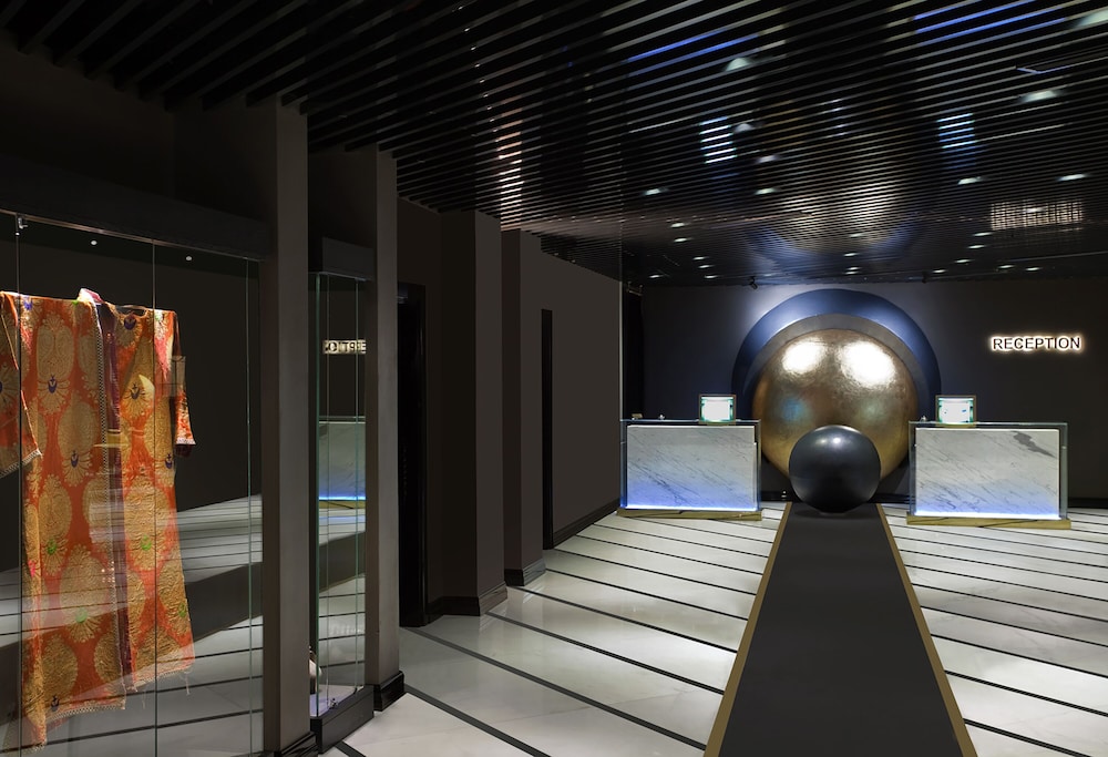Sura Design Hotel and Suites - Boutique Class — Hotel building in Istanbul, Istanbul
