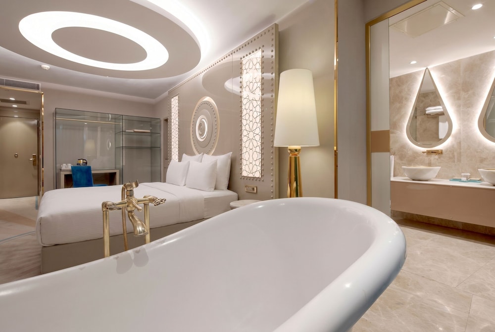 Sura Design Hotel and Suites - Boutique Class — Hotel rooms in Istanbul, Istanbul