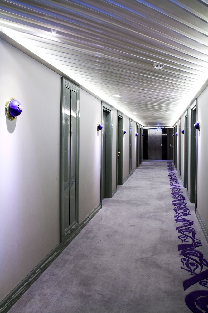 Sura Design Hotel and Suites - Boutique Class — Hotel building in Istanbul, Istanbul