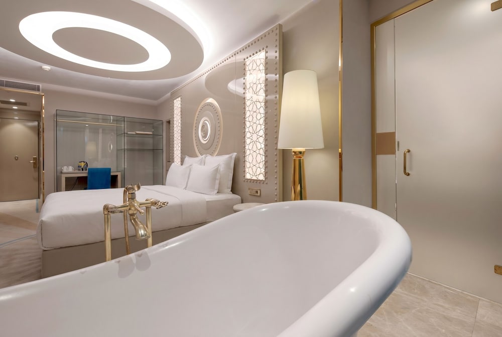 Sura Design Hotel and Suites - Boutique Class — Hotel rooms in Istanbul, Istanbul