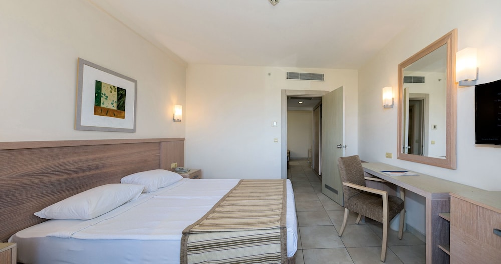 Sural Resort - All Inclusive — Hotel rooms in Side