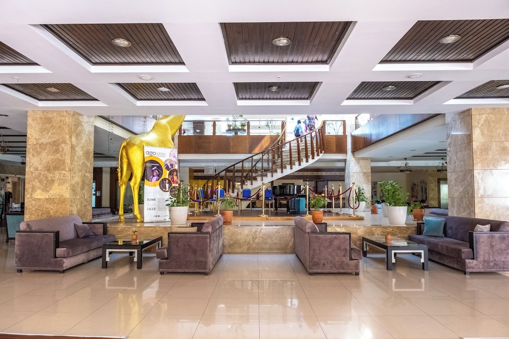 Sural Resort - All Inclusive — Hotel building in Side