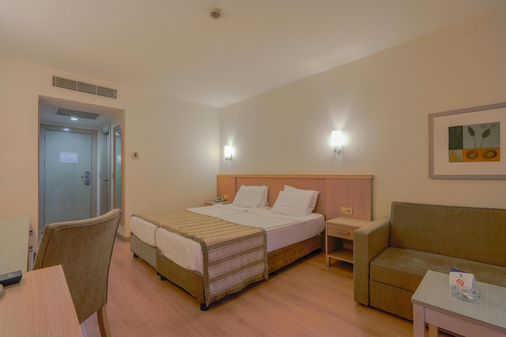 Sural Resort - All Inclusive — Hotel rooms in Side