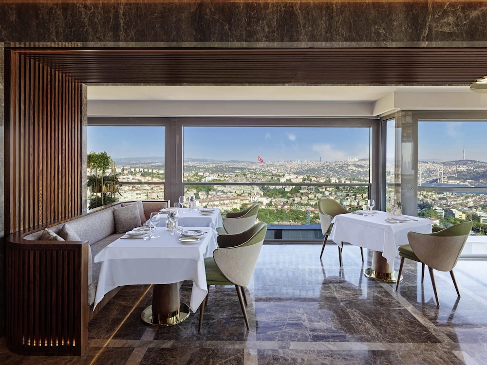 Mövenpick Hotel Istanbul Bosphorus - zdjęcie 2